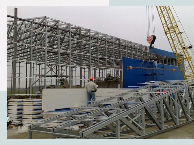 Строительство заводов в Пугачеве