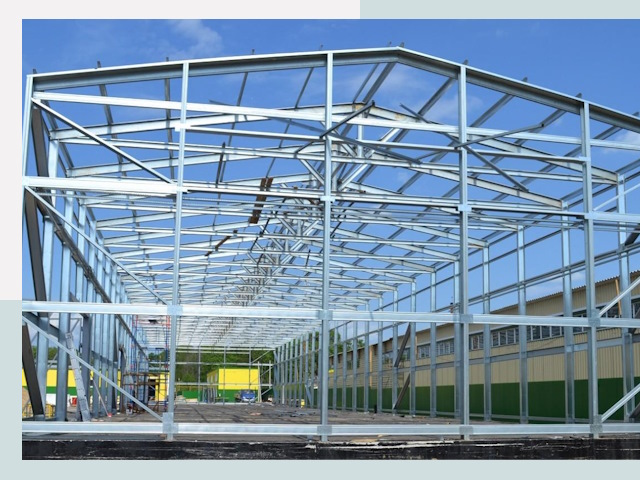 Строительство фабрик в Пугачеве