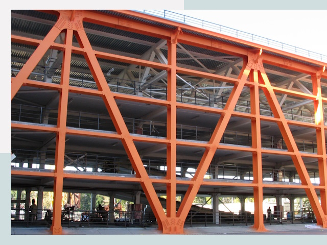 Многоуровневые паркинги в Пугачёв от 610 руб.