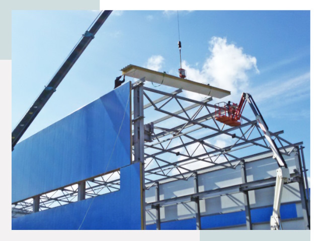 Монтаж сэндвич-панелей в Пугачеве